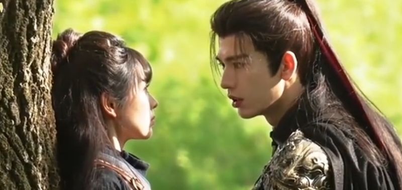  热播古装剧《逐玉》遭遇全集泄露，腾讯爱奇艺联合发声严厉谴责。 娱乐新闻