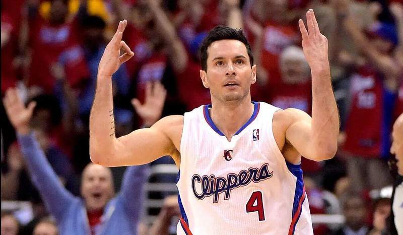  右手生活左手投篮；肯纳德如何成为湖人关键拼图。 体育新闻 右手生活左手投篮；肯纳德如何成为湖人关键拼图。 体育新闻