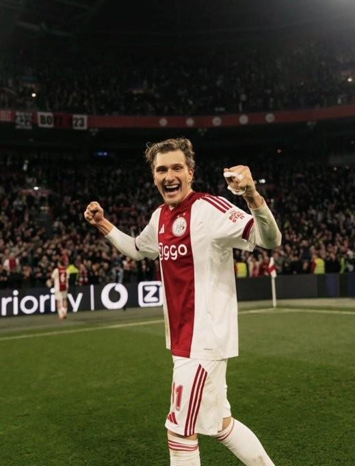  拒绝盲目引援：曼联盯上古茨背后的战术逻辑与重建博弈 体育新闻