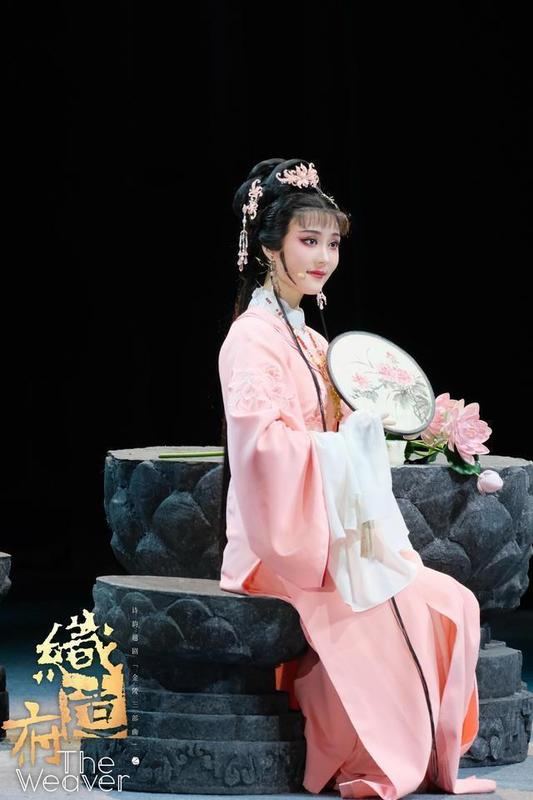  从1989到2024：白玉兰戏剧奖如何成为检验中国戏曲演员实力的试金石 文化旅游