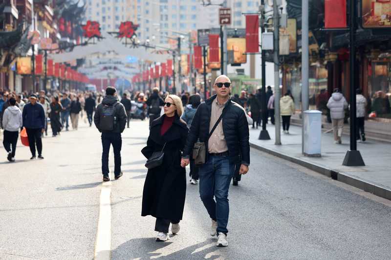  霍尔木兹困局：英国“免费通航”方案的深层博弈与技术路径 新闻