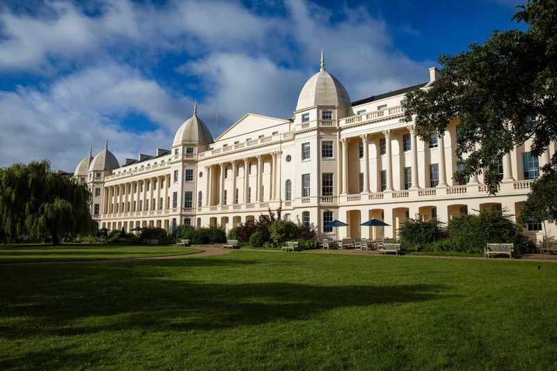  霍尔木兹困局：英国“免费通航”方案的深层博弈与技术路径 新闻