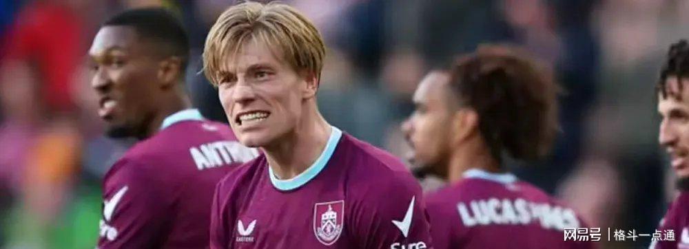  【战术复盘】魏费尔双响背后的攻防密码：布莱顿2-0伯恩利比赛深度解析 体育新闻