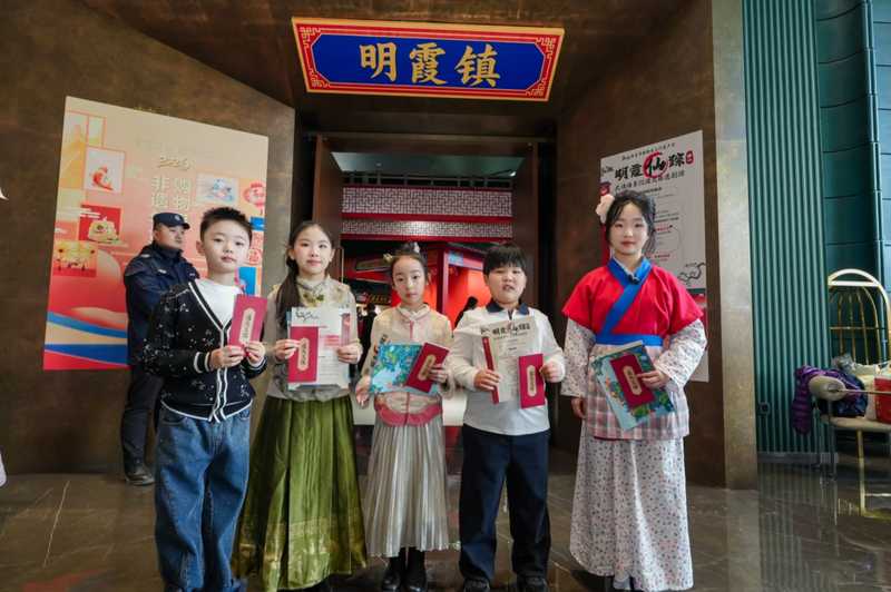  【深度】沉浸式非遗的崂山解法：明霞镇如何重构活态传承的底层逻辑 文化旅游